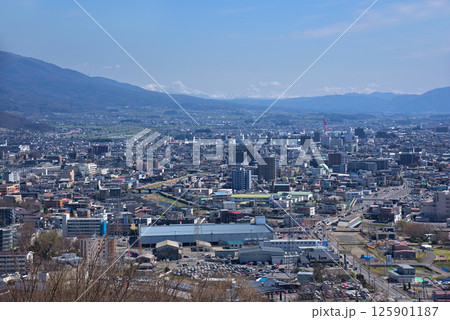 《長野県》松本市城山公園からの展望 松本市の街並み 《長野県》松本市城山公園からの展望 松本市の街並み 125901187