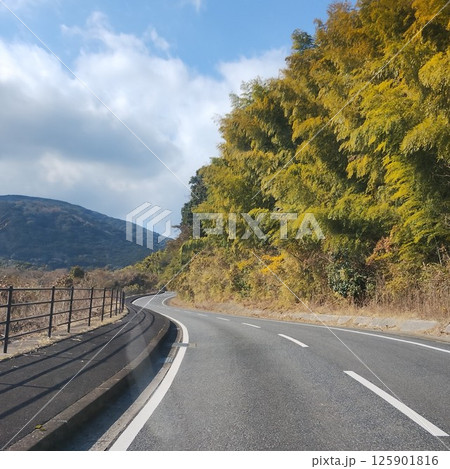 秋のビーナスラインから見た風景 125901816