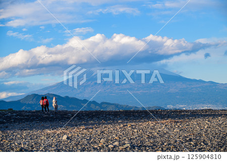Beautiful snow white top Fujisan with blue sky from the Miho no Matsubara, UNESCO World Heritage Site Beautiful snow white top Fujisan with blue sky from the Miho no Matsubara, UNESCO World Heritage Site 125904810
