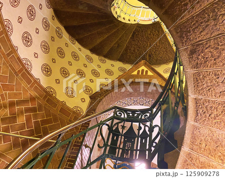 Interior of the Great Hall of Copenhagen City Hall. The current building was inaugurated in 1905 125909278