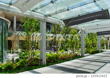 東京都港区　高輪ゲートウェイシティ　高輪ゲートウェイ駅　北口改札・多目的スペース 125913425