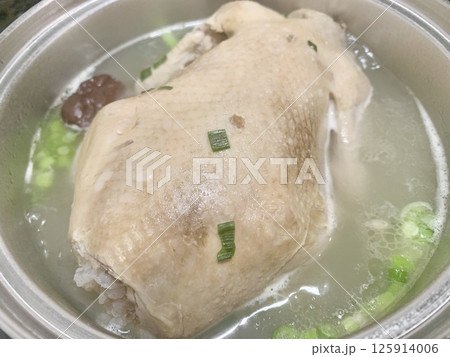 写真素材: 参鶏湯（サムゲタン） 125914006