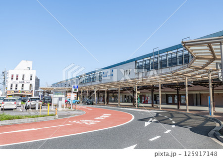 鳥取県鳥取市 快晴のJR鳥取駅(南口) 鳥取県鳥取市 快晴のJR鳥取駅(南口) 125917148