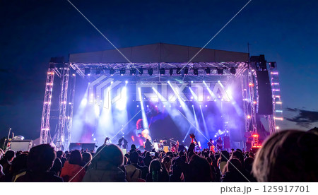 夏の野外音楽フェス 夏の野外音楽フェス 125917701