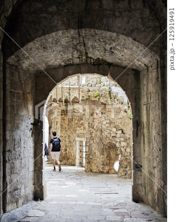 モンテネグロ・コトルの城塞都市 モンテネグロ・コトルの城塞都市 125919491