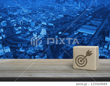 Business success concept 125920084