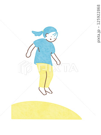 高くジャンプする女の子 125922868