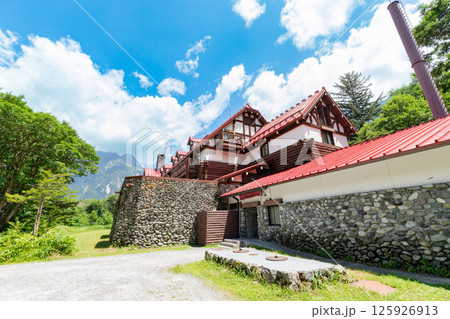 <長野県>上高地 帝国ホテル 外観 <長野県>上高地 帝国ホテル 外観 125926913