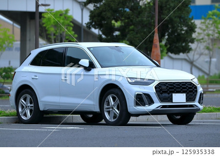 白いドイツ車 イメージ 白いドイツ車 イメージ 125935338