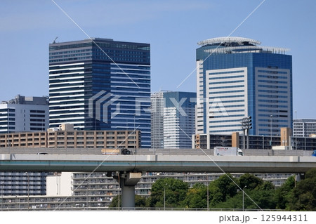 都心のビル群(東京都江東区) 都心のビル群(東京都江東区) 125944311