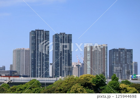 青空とマンション（東京都江東区） 125944698