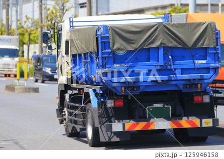 産業廃棄物収集運搬車　イメージ 125946158