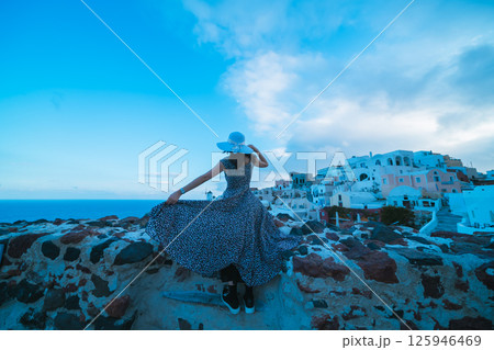 美しいギリシャのサントリーニ島 125946469