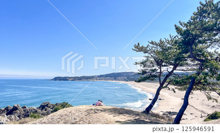 「青森県」春の種差海岸をドローンで空撮 八戸市 「青森県」春の種差海岸をドローンで空撮 八戸市 125946591