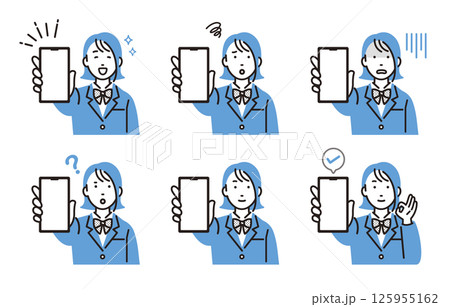 人物 スマホ画面を見せる高校生の女の子セット 人物 スマホ画面を見せる高校生の女の子セット 125955162