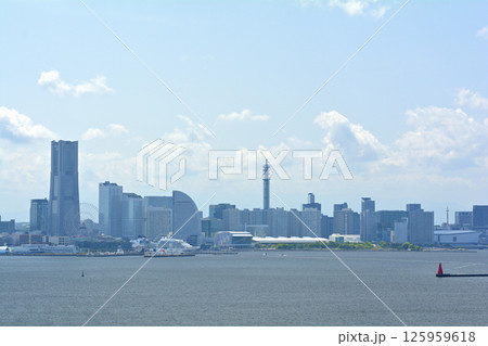 横浜・ベイブリッジからの風景 横浜・ベイブリッジからの風景 125959618