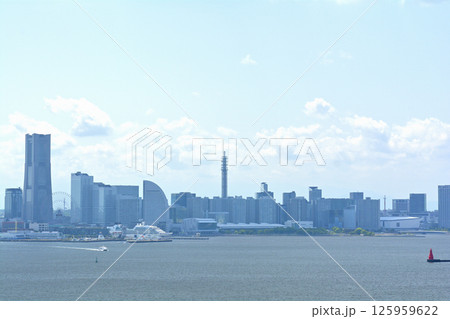横浜・ベイブリッジからの風景 横浜・ベイブリッジからの風景 125959622