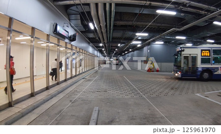 バスターミナル バスターミナル 125961970