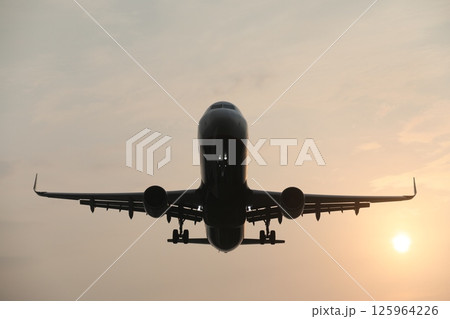 飛行機 航空機 ひこうき 125964226