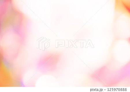 ピンク系キラキラ背景素材　(写真素材) 125970888