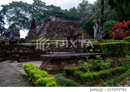 スクー寺院 Candi Sukuh インドネシア・ソロ 125971761