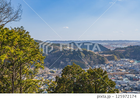 浜松市の光明寺の山村広場展望台から見た街並み(静岡県) 浜松市の光明寺の山村広場展望台から見た街並み(静岡県) 125972174