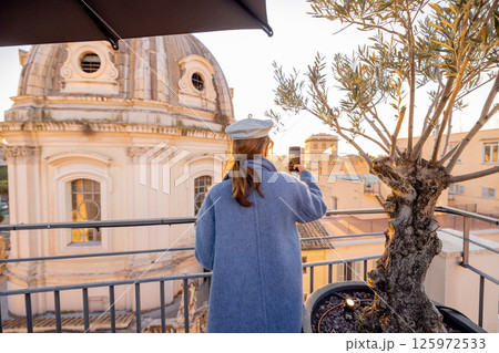 Capturing golden hour in Rome Capturing golden hour in Rome 125972533