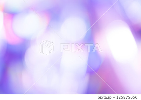 パープル系のキラキラ背景素材 (写真素材) パープル系のキラキラ背景素材 (写真素材) 125975650