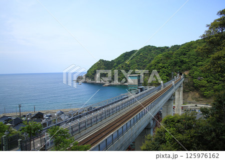 兵庫県香美町　余部鉄橋空の駅 125976162
