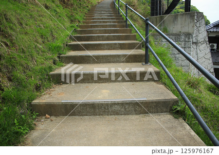 兵庫県香美町 余部鉄橋 空の駅への道 兵庫県香美町 余部鉄橋 空の駅への道 125976167