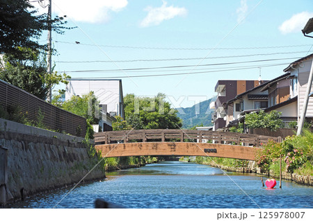 松江堀川めぐり(堀川遊覧船) 新米子橋【島根県松江市】 松江堀川めぐり(堀川遊覧船) 新米子橋【島根県松江市】 125978007