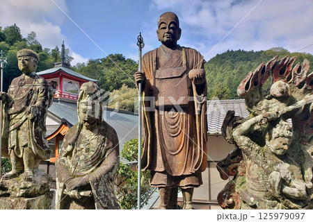 篠栗　二ノ滝寺 125979097