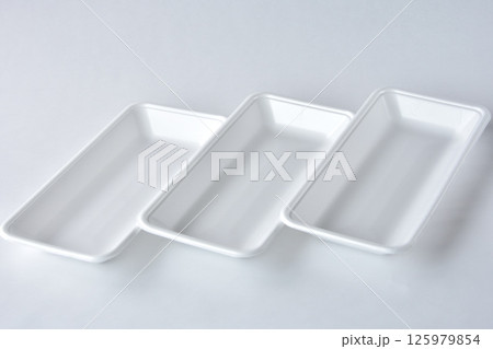 資源ごみ リサイクル 食品トレー 125979854