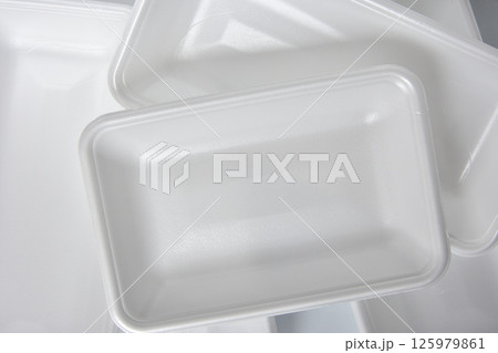 資源ごみ リサイクル 食品トレー 125979861