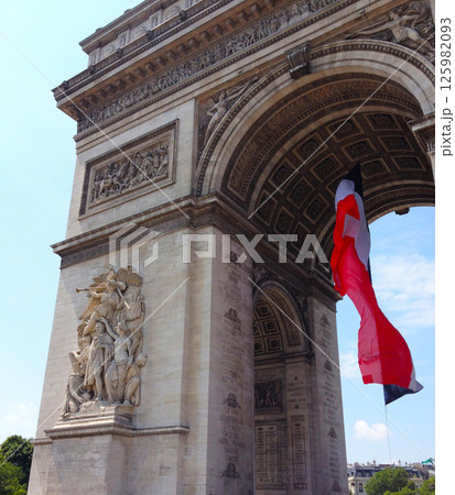 凱旋門 125982093