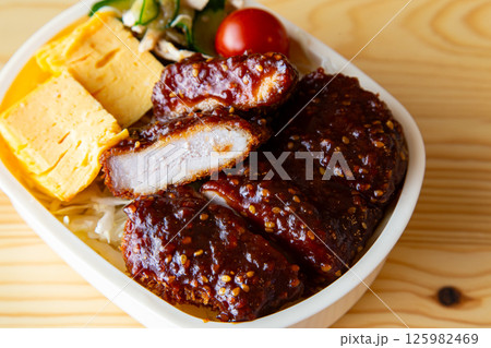 手作りのお弁当 125982469