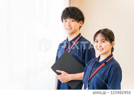 介護施設・デイサービスで働くケアマネージャー・作業療法士の介護職員 125982958