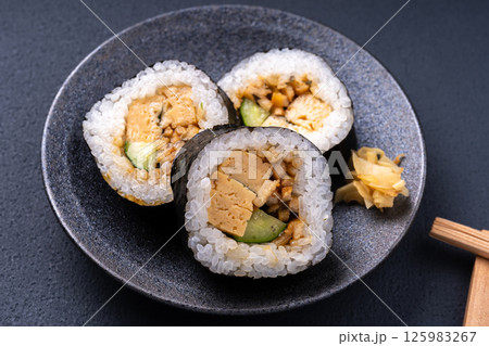 あなごの太巻き 125983267