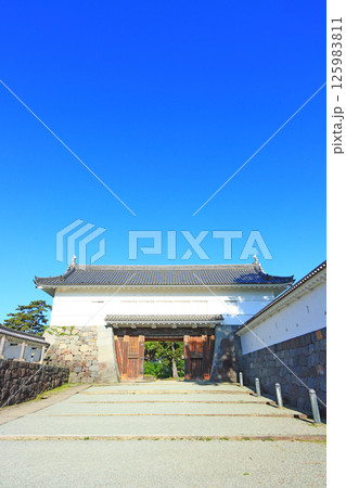 神奈川県小田原市、小田原城銅門の風景 125983811