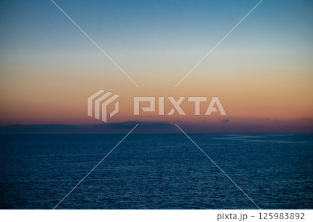 【さんふらわあ さっぽろ大洗行きからの日の出直前】 【さんふらわあ さっぽろ大洗行きからの日の出直前】 125983892