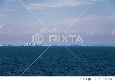 【さんふらわあ さっぽろ大洗行 福島第一原子力発電所沖を航行】 【さんふらわあ さっぽろ大洗行 福島第一原子力発電所沖を航行】 125983899