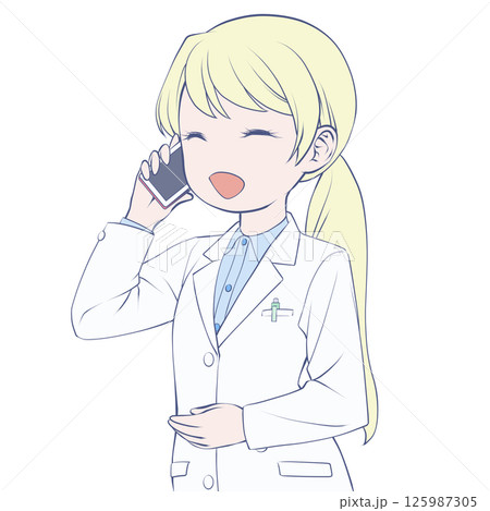 スマホで電話をかける金髪の女性薬剤師・笑顔 スマホで電話をかける金髪の女性薬剤師・笑顔 125987305