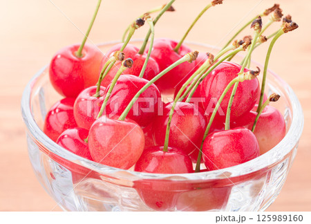 山形県産 高級 さくらんぼ 山形県産 高級 さくらんぼ 125989160