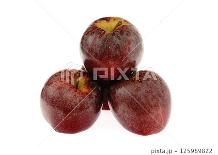 真っ赤なりんご プリンスアップル ニュージーランド産 125989822