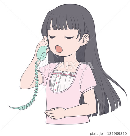 受話器を持って話す黒髪の若い女性・呆れる 125989850