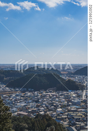 浜松市の光明寺の山村広場展望台から見た街並み(静岡県) 125991002