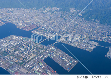伊丹空港を離陸後、西宮~芦屋~神戸~明石海峡大橋 伊丹空港を離陸後、西宮~芦屋~神戸~明石海峡大橋 125991079