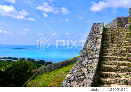 勝連城跡からの眺め・西方面（沖縄県・うるま市） 125991932
