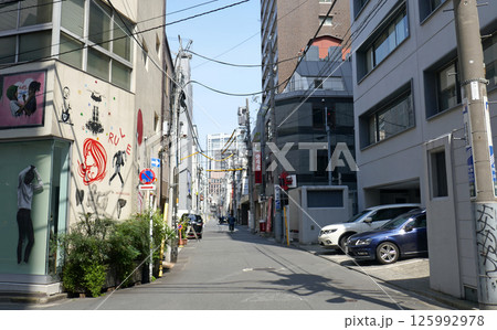 神保町の裏通り 神保町の裏通り 125992978