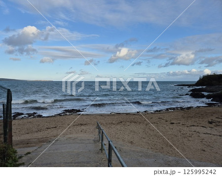 Coastal Beach Landscape with Azure Sky and Horizon 125995242